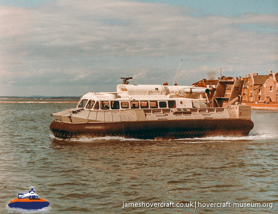 SRN6 passenger hovercraft -  (credit: The <a href='http://www.hovercraft-museum.org/' target='_blank'>Hovercraft Museum Trust</a>).
